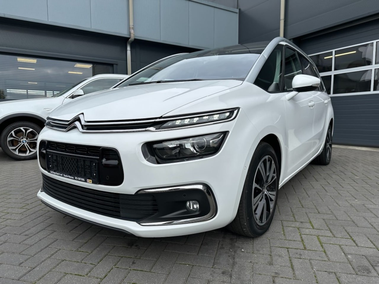 Citroën Grand C4 Picasso - 1.2 PureTech Aut. 7 pers. Navi Camera - AutoWereld.nl