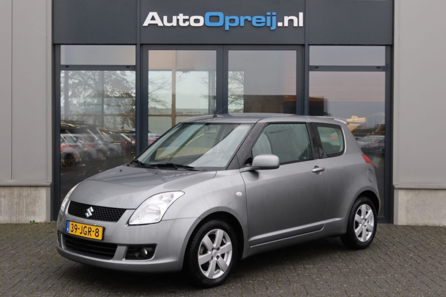 Suzuki Swift - 1.3 Bandit Clima, Sportstoelen, Trekhaak afnb, LM-Velgen - AutoWereld.nl