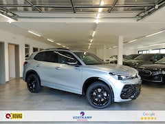 Volkswagen Tiguan - 1.5 TSI E-HYBRID R-LINE PANO-DAK/TREKHAAK/CAMERA/HUD/ACC/STOELVERW