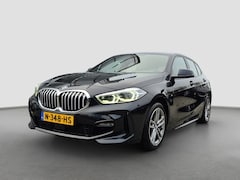 BMW 1-serie - 118i Business Edition M-Pakket | NL auto | Grootlicht assistent | Full LED | Carplay/andro