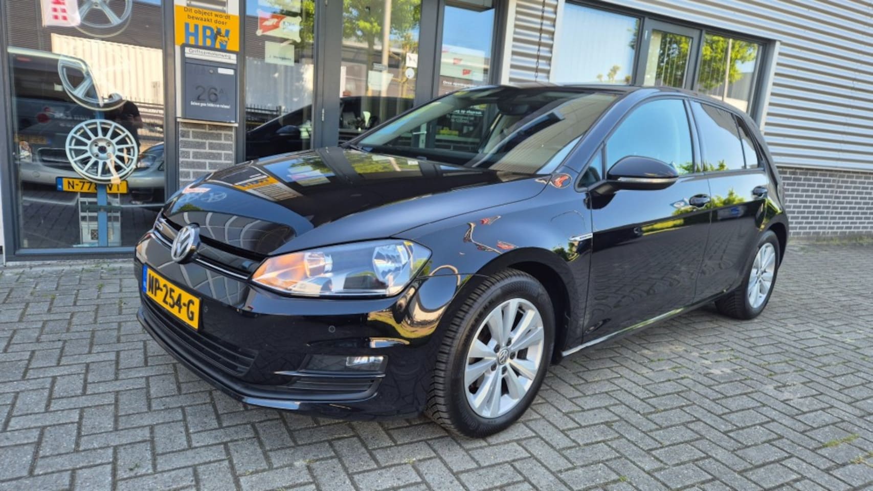 Volkswagen Golf - TSI Comfordline DSG Navi PDC Stuurbediening Cruise NAP - AutoWereld.nl