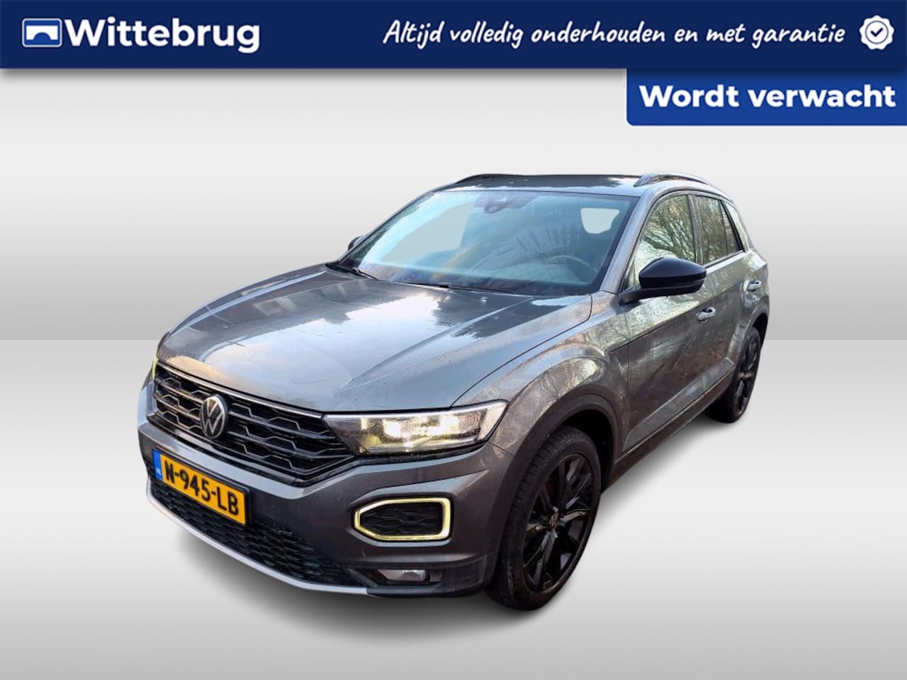Volkswagen T-Roc - 1.5 TSI 150pk Sport / Black Style / LED / Leer / Navigatie / Parkeersensoren V+A / 18" LMV - AutoWereld.nl