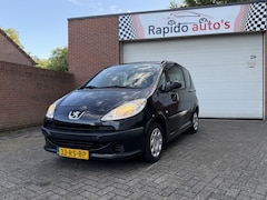 Peugeot 1007 - 1.4 URBAN Automaat