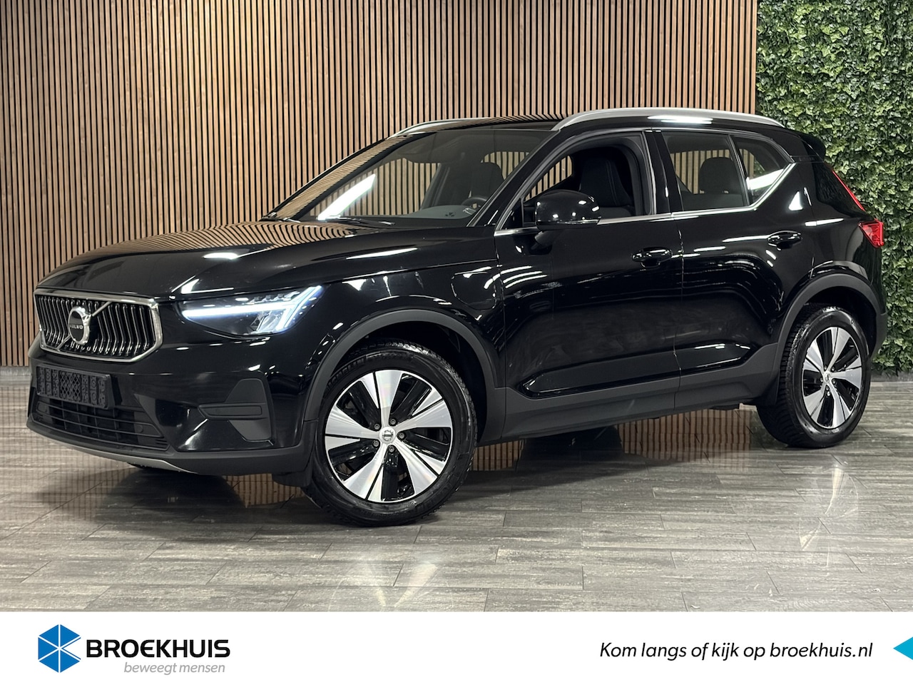 Volvo XC40 - T4 Recharge Inscription | MY23 | All Season banden | Stoel en Stuurwielverwarming | Parkee - AutoWereld.nl