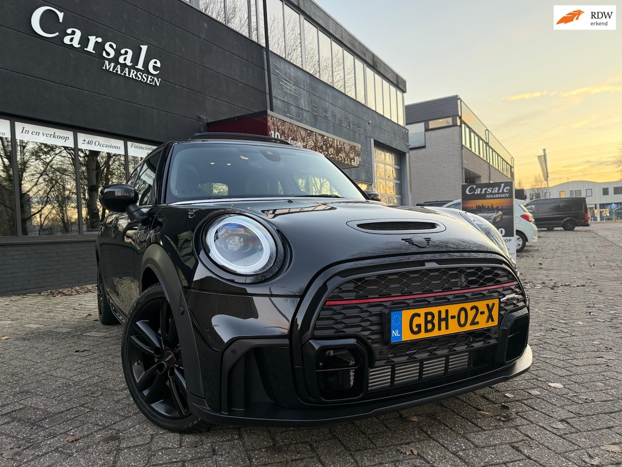MINI Cooper S - Mini 2.0 Rockingham GT Edition - AutoWereld.nl