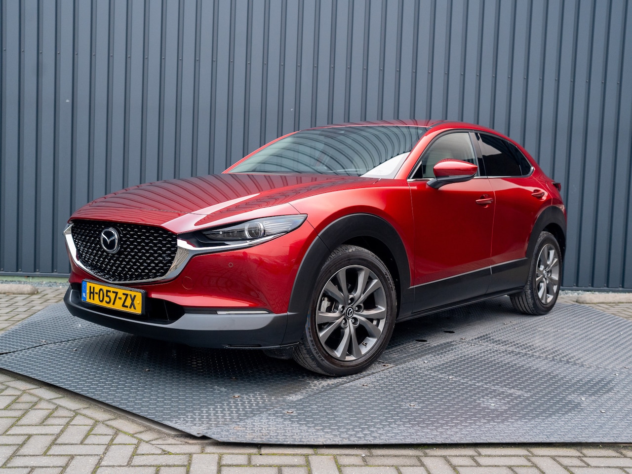 Mazda CX-30 - 2.0 e-SkyActiv-X M Hybrid Luxury | Leder | Stoelgeheugen | Bose | Head Up | Stoel & Stuur - AutoWereld.nl