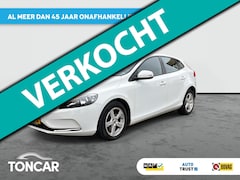 Volvo V40 - 2.0 T2 Kinetic | Lage km-stand | Lm-Velgen | PDC |