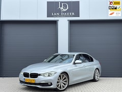BMW 3-serie - 330e Centennial / M-Stuur / 300PK / Sportief