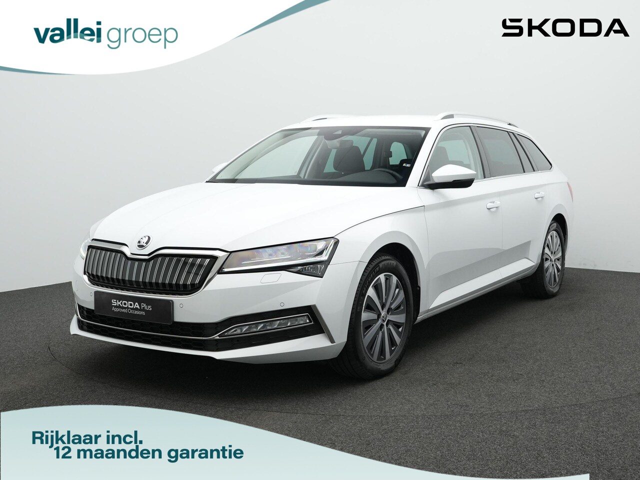 Skoda Superb Combi - 1.4 TSI iV 218 pk DSG Business Edition | Trekhaak | Geheugenstoel | Matrix LED | Stoel-/ac - AutoWereld.nl