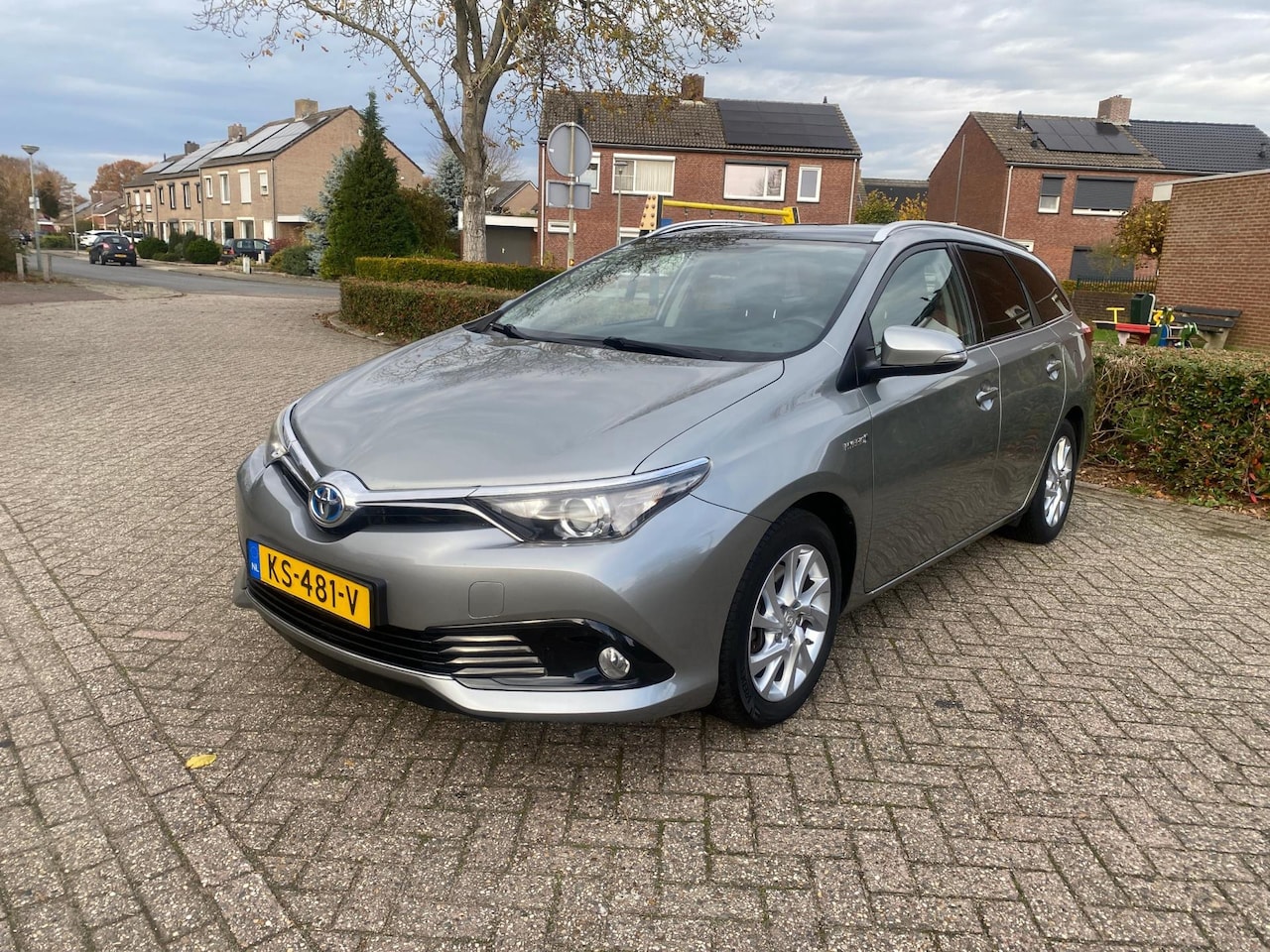 Toyota Auris Touring Sports - 1.8 Hybrid Trend 1.8 Hybrid Trend (NIEUWE APK ) - AutoWereld.nl