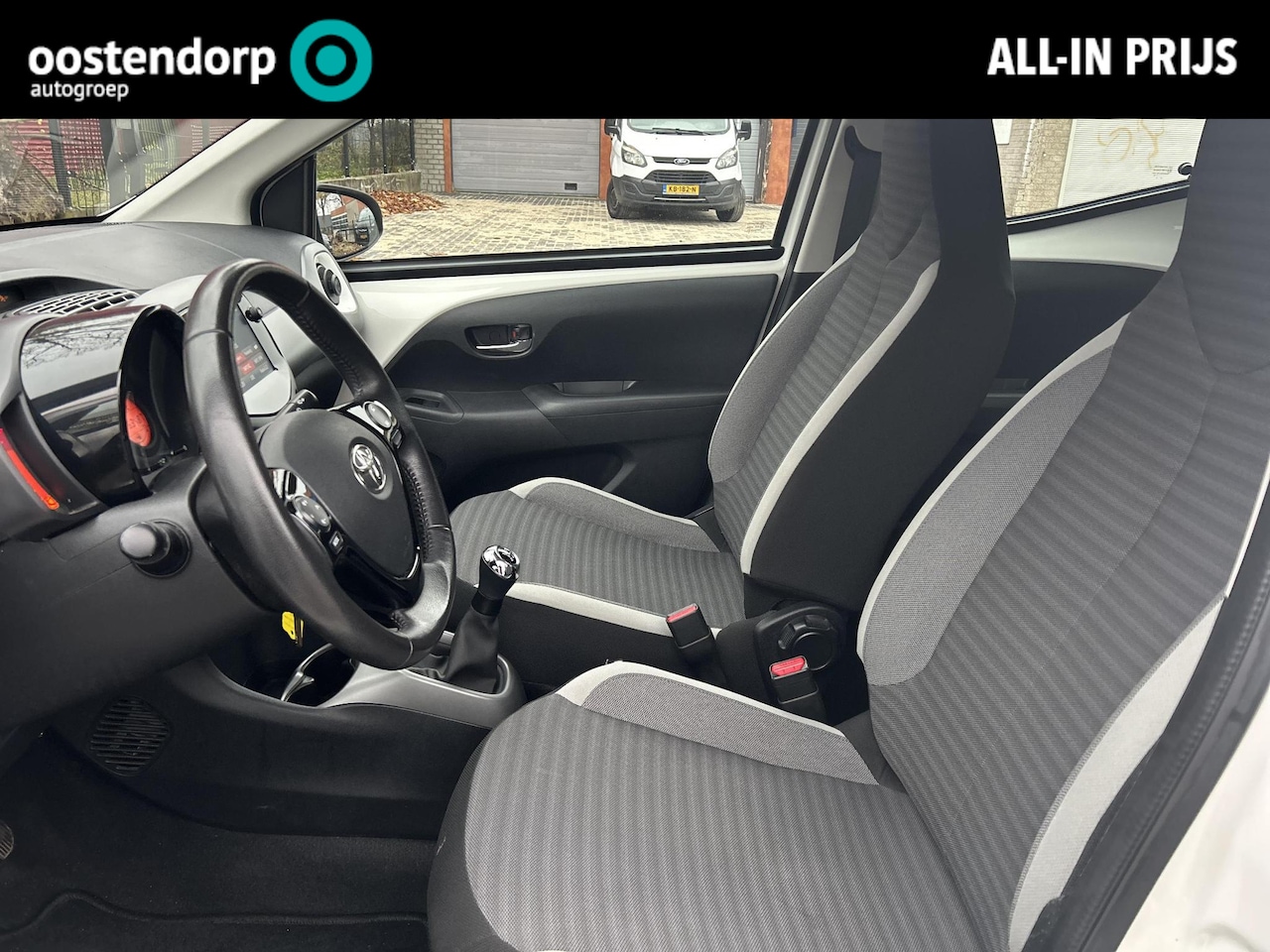 Toyota Aygo - 1.0 VVT-i x-play limited 1.0 VVT-i x-play limited - AutoWereld.nl