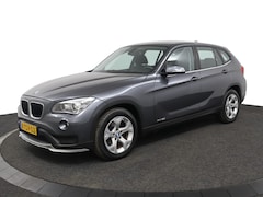 BMW X1 - sDrive20i Limited Series Automaat Cruise Navi Velgen