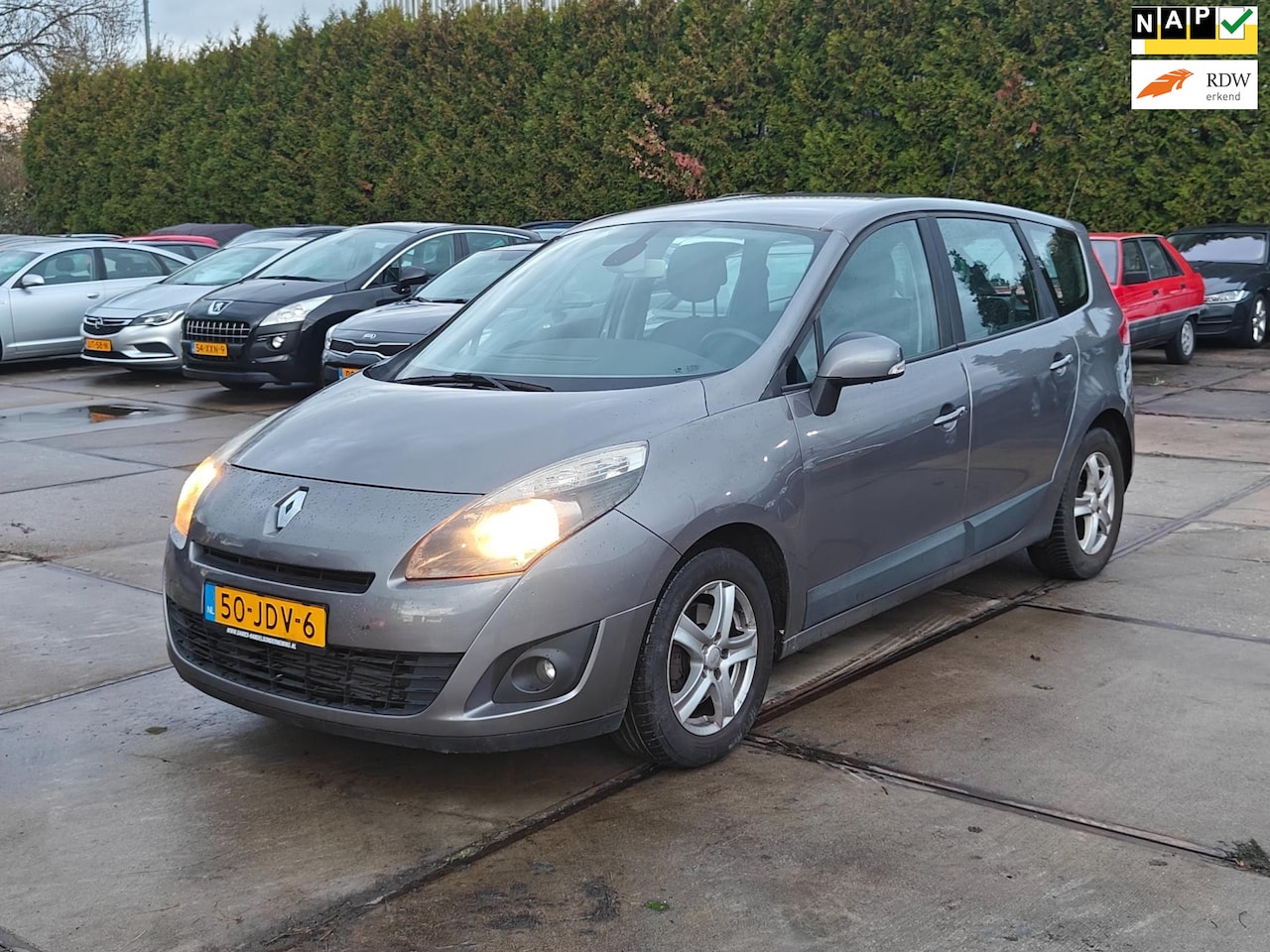 Renault Grand Scénic - 1.4 TCe Expression MOTOR DEFECT / Engine BROKEN - AutoWereld.nl