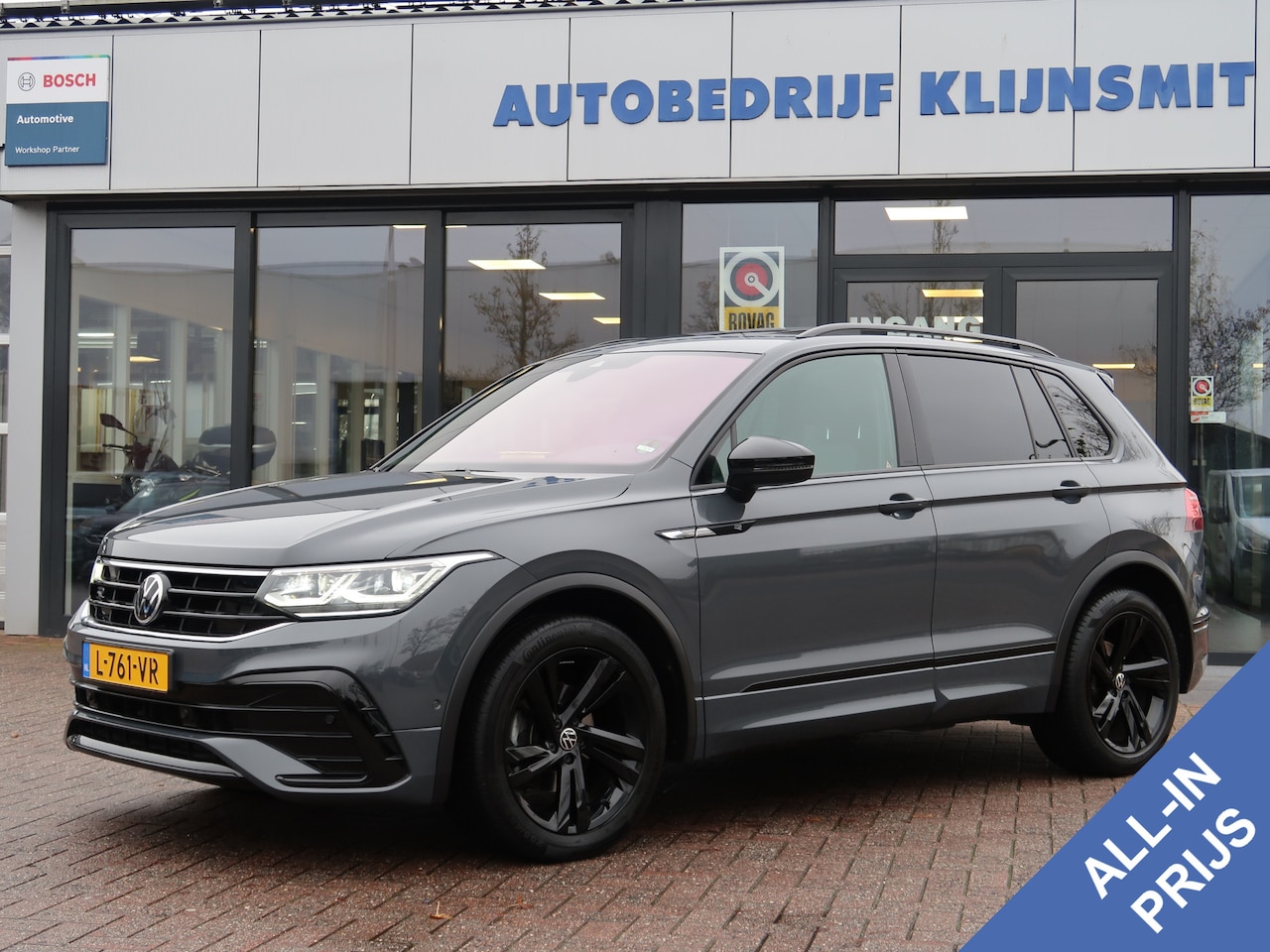 Volkswagen Tiguan - 1.5 TSI R-Line | Panoramadak | Led-Matrix | Stoel-Stuur verwarming | H&K Audio | - AutoWereld.nl