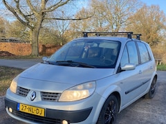 Renault 20 - SENIC 2.0-16V AUTOMAAT Expression Luxe Automaat