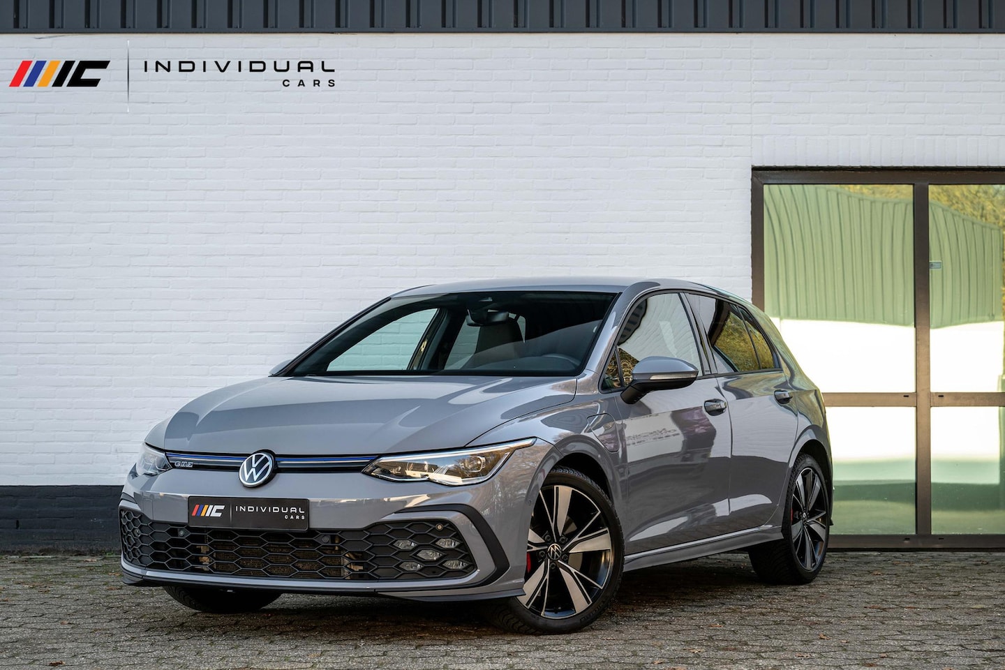 Volkswagen Golf - 1.4 eHybrid GTE 245pk Matrix LED mistl. Dyn Light - AutoWereld.nl