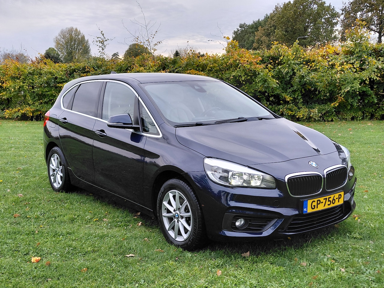 BMW 2-serie Active Tourer - 218i Essential - AutoWereld.nl