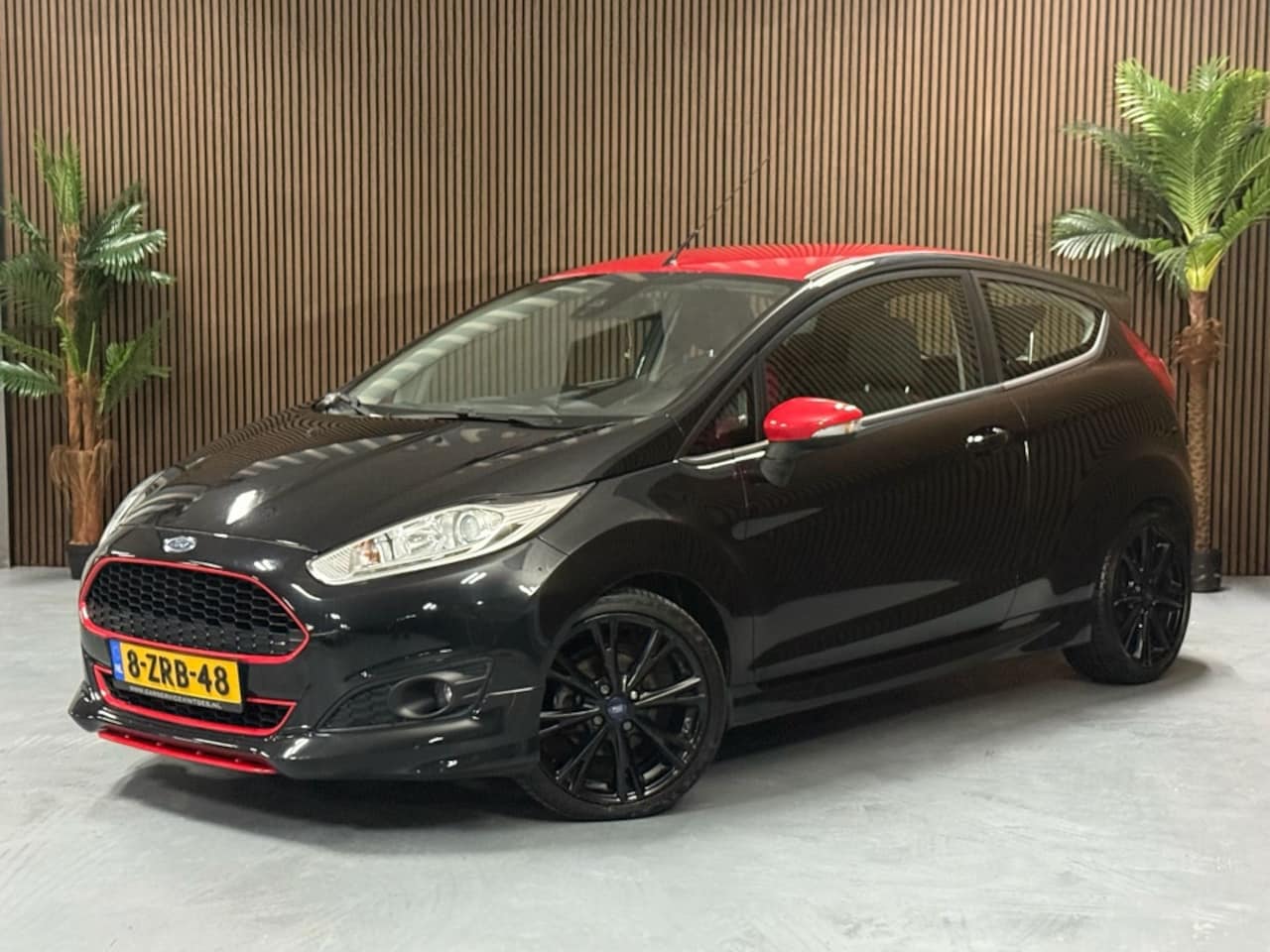Ford Fiesta - 1.0 EcoB. Red/Black - AutoWereld.nl