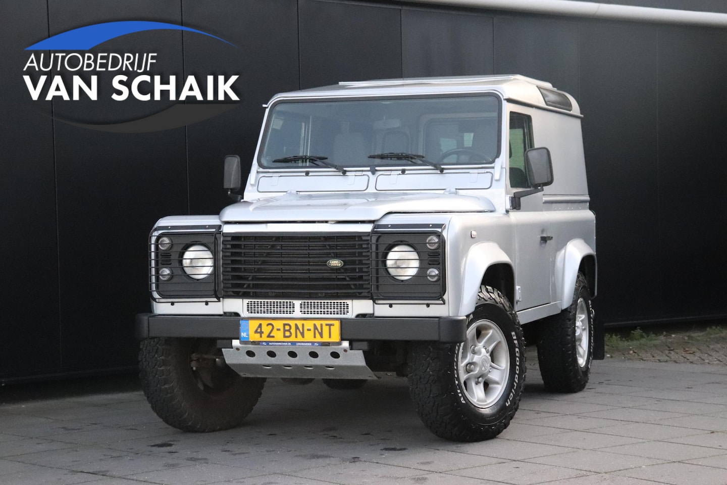 Land Rover Defender - 2.5 Td5 HT 90" E | ELEK. RAMEN | TREKHAAK | BTW | NL AUTO | - AutoWereld.nl