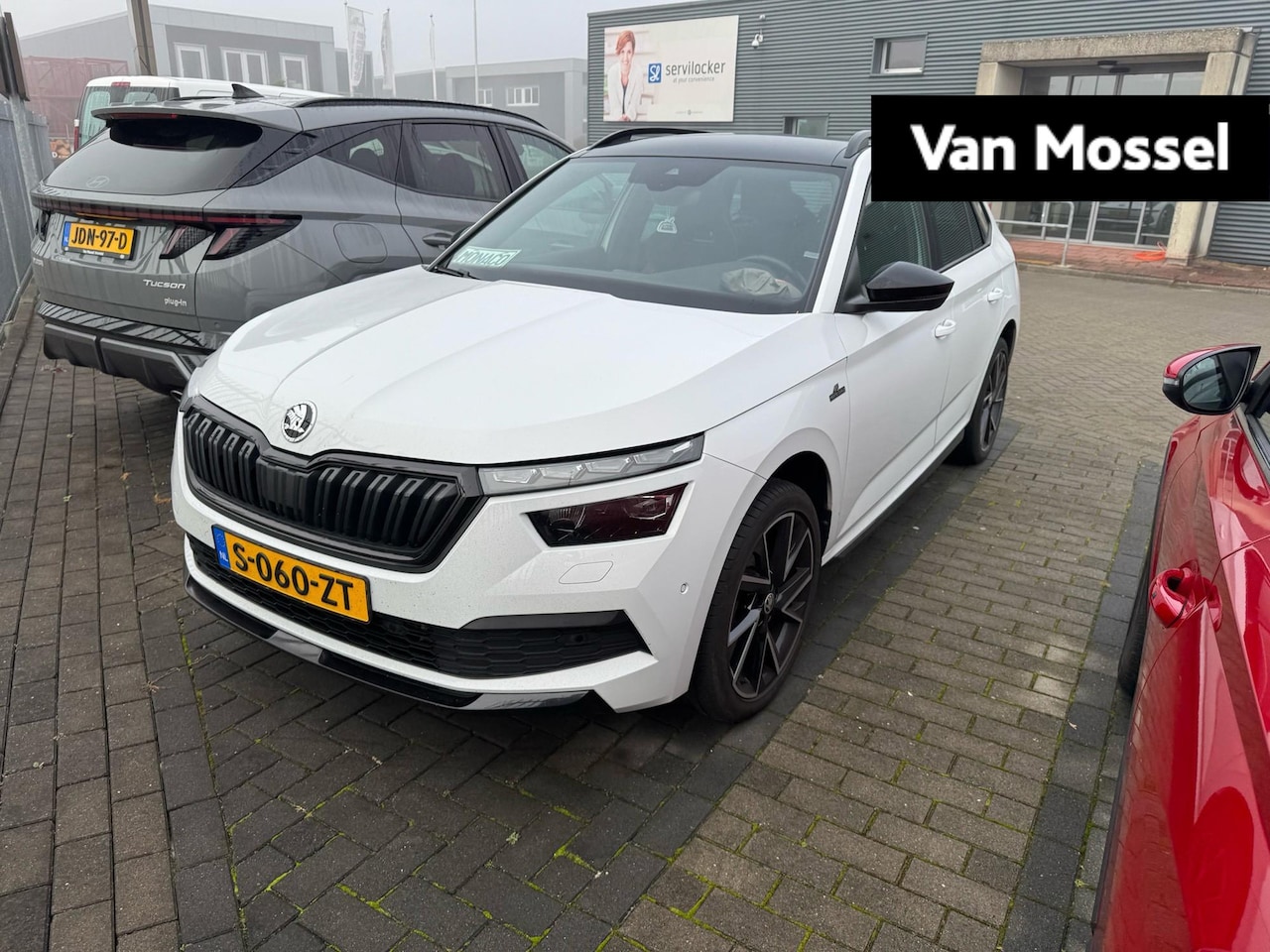 Skoda Kamiq - 1.5 TSI Monte Carlo 150 PK | Automaat | Stoelverwarming | Achteruitrijcamera | Parkeersens - AutoWereld.nl