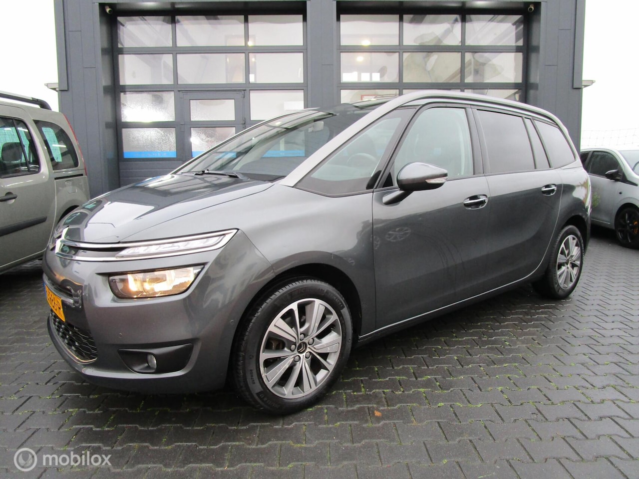 Citroën Grand C4 Picasso - 1.2 PureTech Intensive 82dkm! 7 pers Org NL - AutoWereld.nl