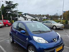 Peugeot 107 - 1.0-12V XS