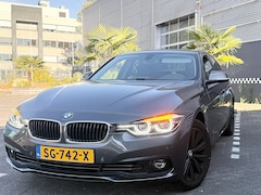 BMW 3-serie - 318i High Executive