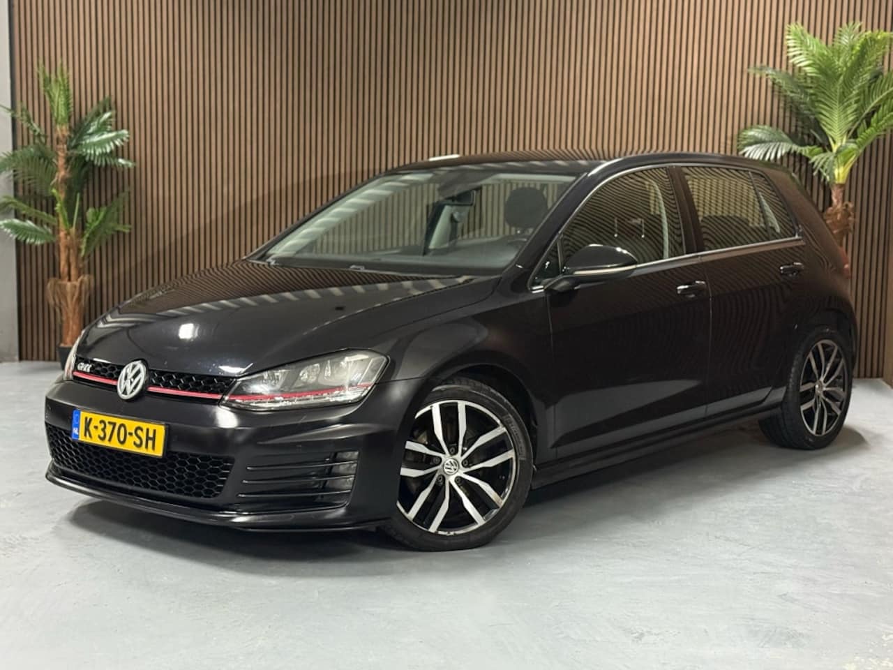 Volkswagen Golf - 1.2 TSI Highline GTI look, GTI uitvoering - AutoWereld.nl