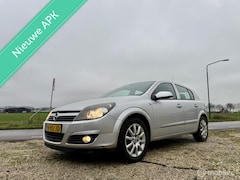 Opel Astra - 1.6 Sport, BJ 2005, Airco, APK Dec 2026, Velgen