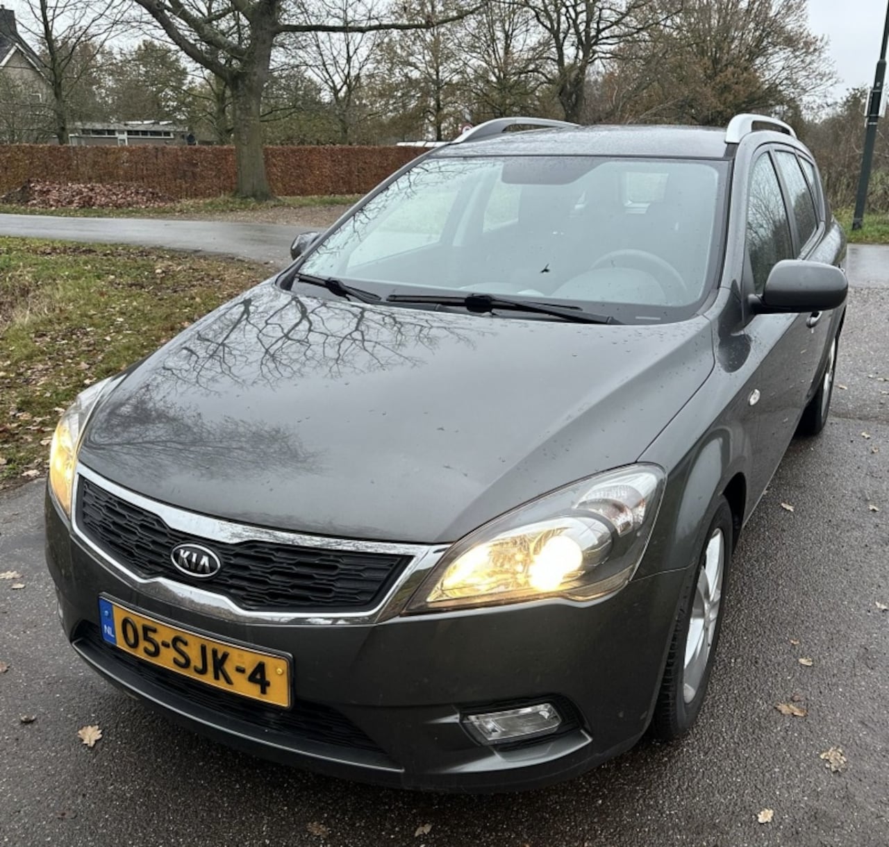 Kia Cee'd Sporty Wagon - 1.4 CVVT Nav.Pl.Pack - AutoWereld.nl