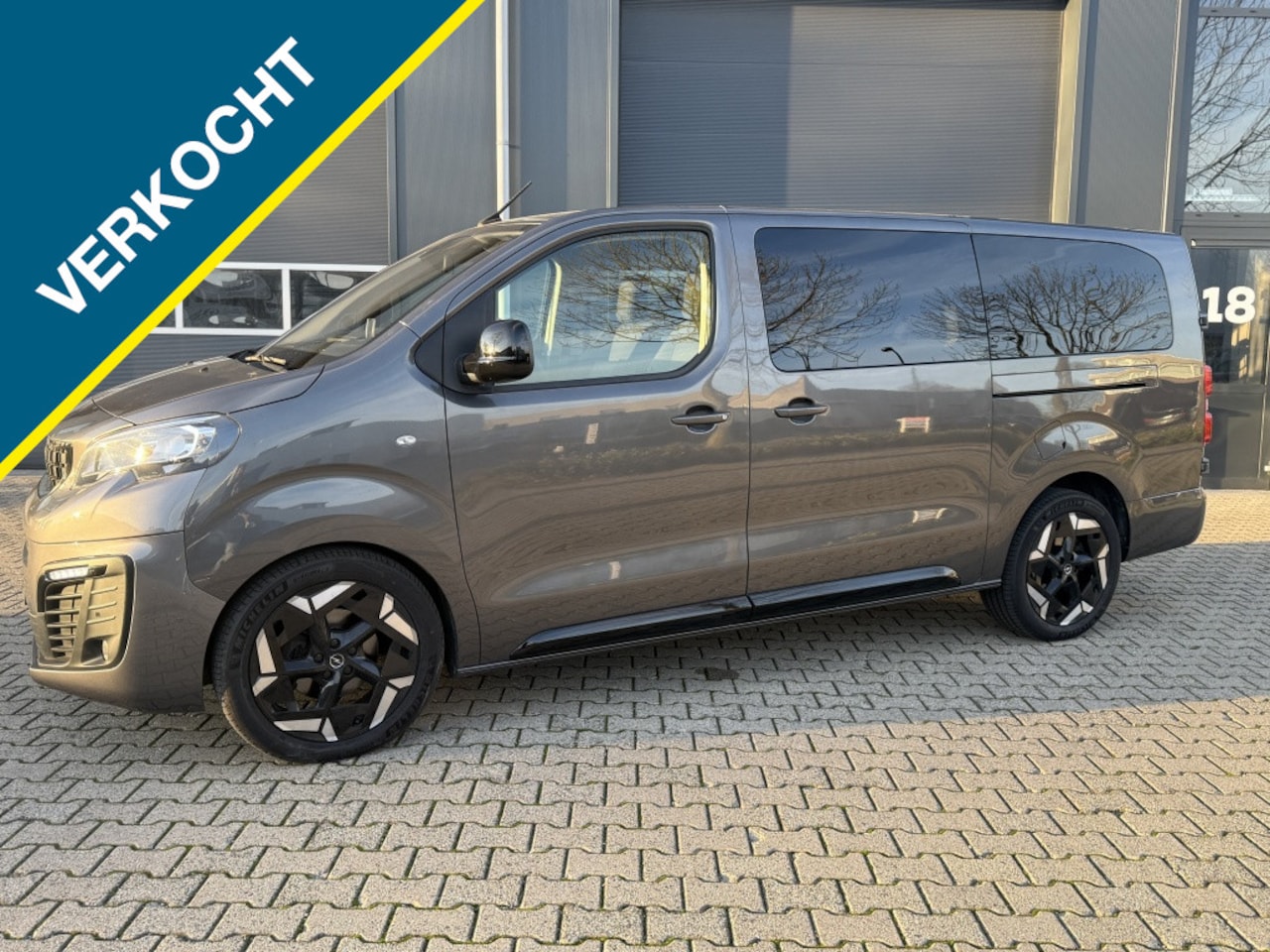 Peugeot Expert - 180pk Automaat Dub. Cabine Expert - AutoWereld.nl