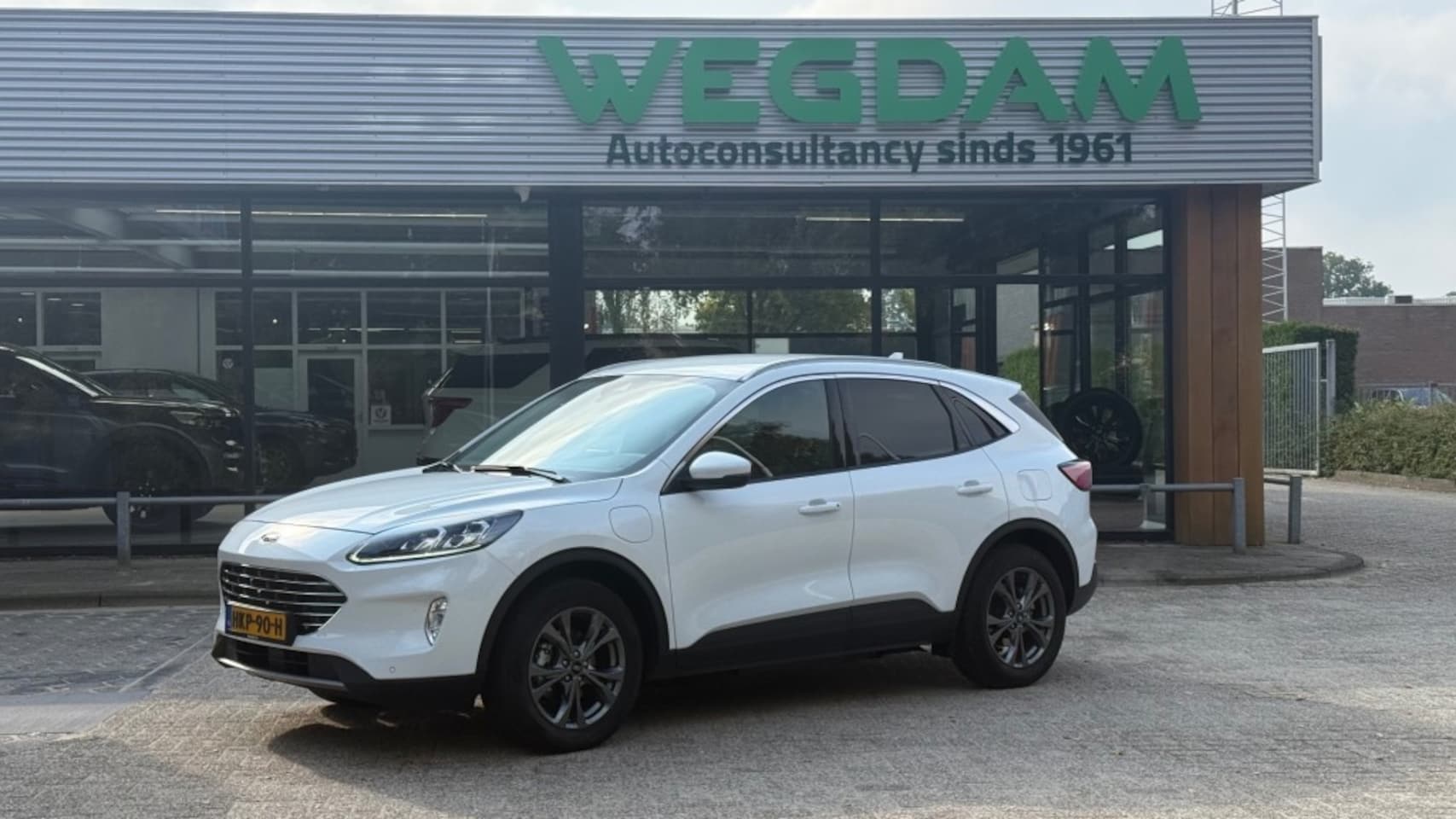 Ford Kuga - 2.5 PHEV TITANIUM X / Trekhaak + Winter pack - AutoWereld.nl