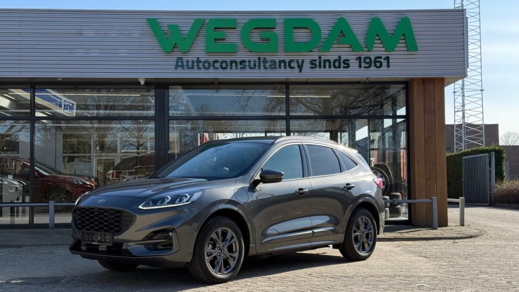 Ford Kuga - 2.5 PHEV ST-LINE X / Trekhaak+Driver+Techno+Winter pack - AutoWereld.nl
