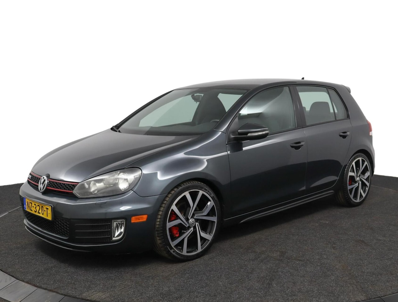 Volkswagen Golf - 2.0 TSI GTI Zeer lage km stand! - AutoWereld.nl