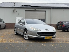 Peugeot 407 Coupé - 3.0-24V Pack Laag oliedruk melding motorblok maakt geluid