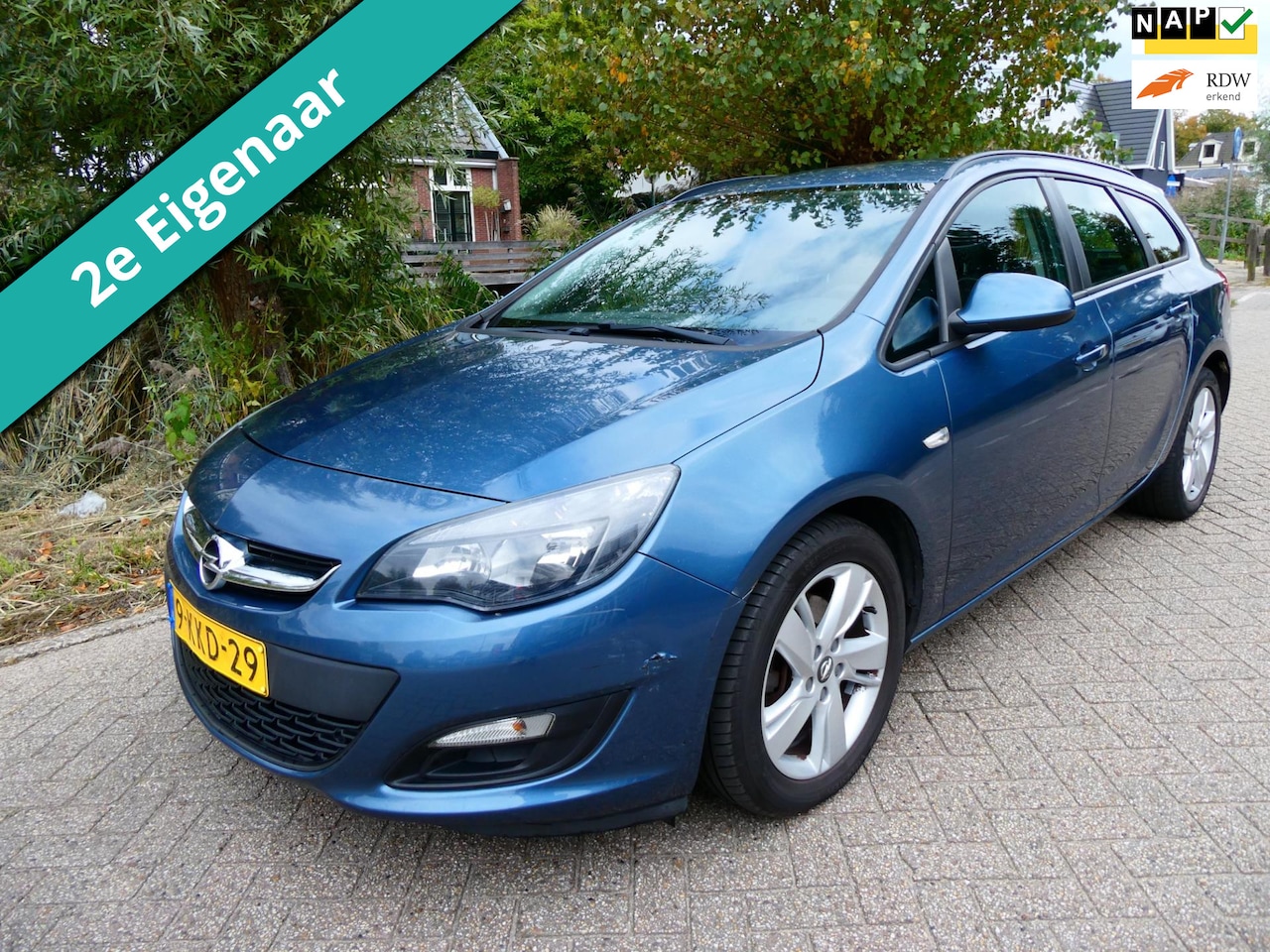 Opel Astra Sports Tourer - 1.7 CDTi 110pk Clima Navi EXPORT INRUILKOOPJE - AutoWereld.nl