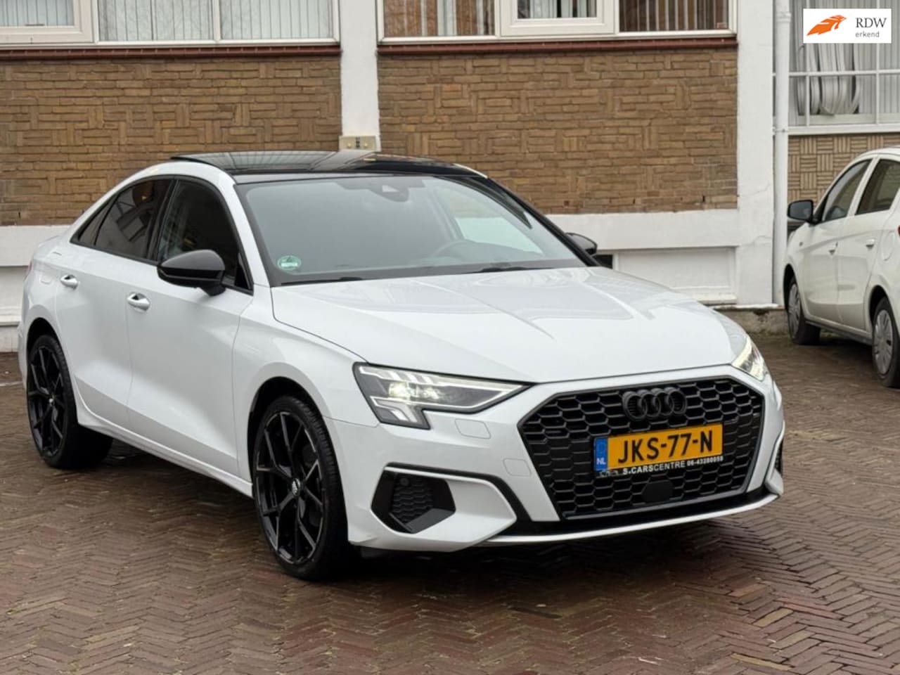 Audi A3 Limousine - 30 TFSI Advanced edition S line - AutoWereld.nl