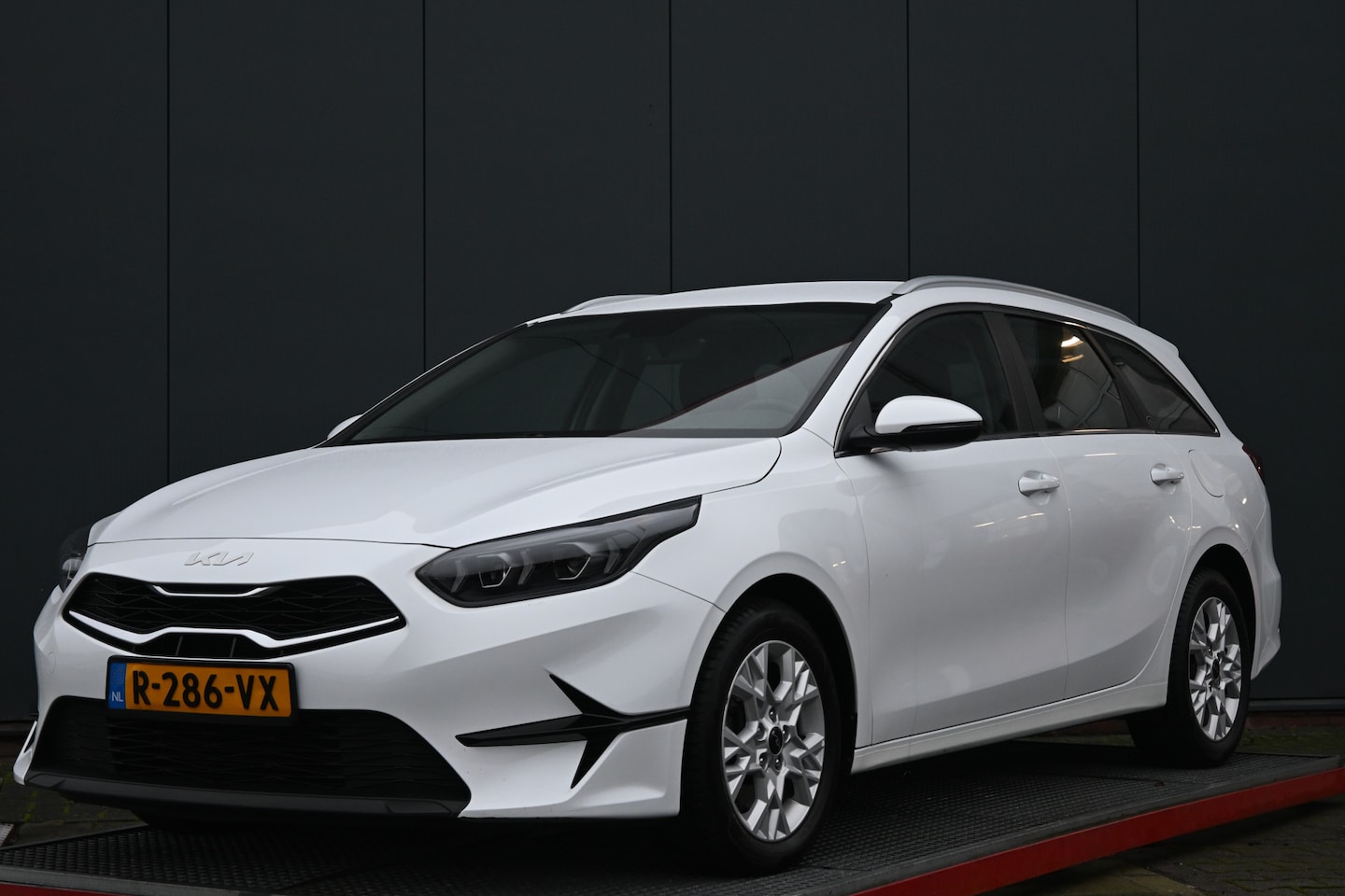 Kia Cee'd Sportswagon - Ceed 1.0 T-GDi MHEV DynamicLine automaat - AutoWereld.nl