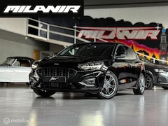Ford Focus - 1.5 EcoBoost ST Line AUTOMAAT|Headup|Stuurverwar