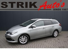 Toyota Auris Touring Sports - 1.8 Hybrid Dynamic - CAMERA - NAVIGATIE - 2e EIGENAAR