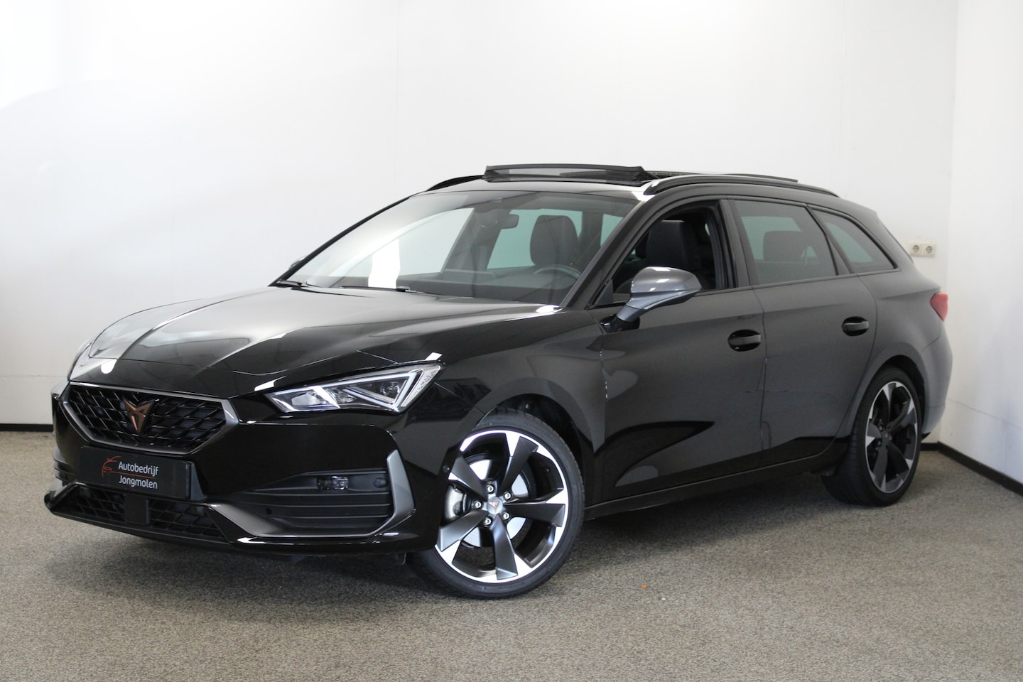 CUPRA Leon Sportstourer - 1.5 eTSI Business Edition Plus Pano|Beats|Winterpakket - AutoWereld.nl