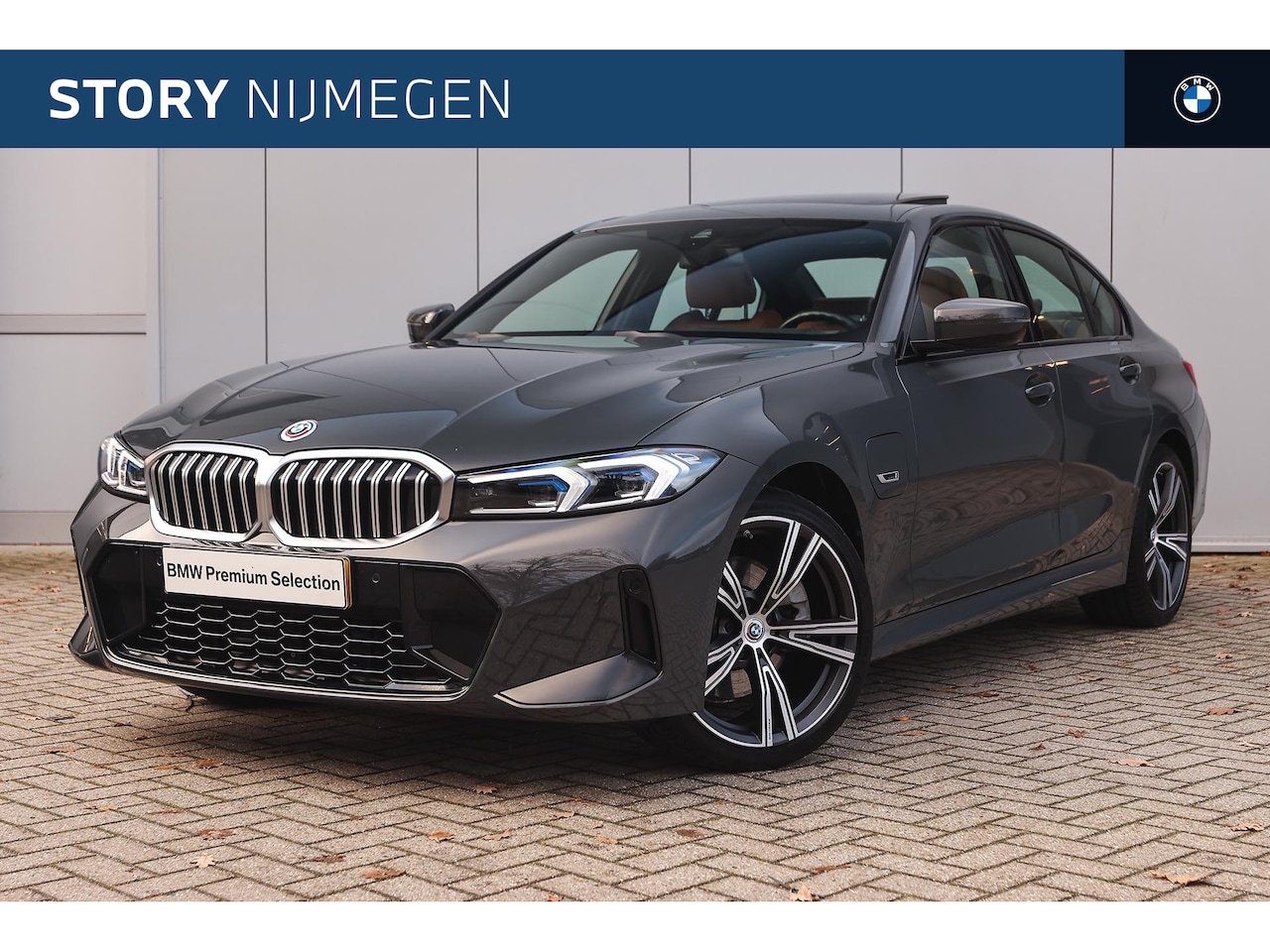 BMW 3-serie - 330e xDrive High Executive M Sport Automaat / Schuif-kanteldak / Sportstoelen / Achteruitr - AutoWereld.nl