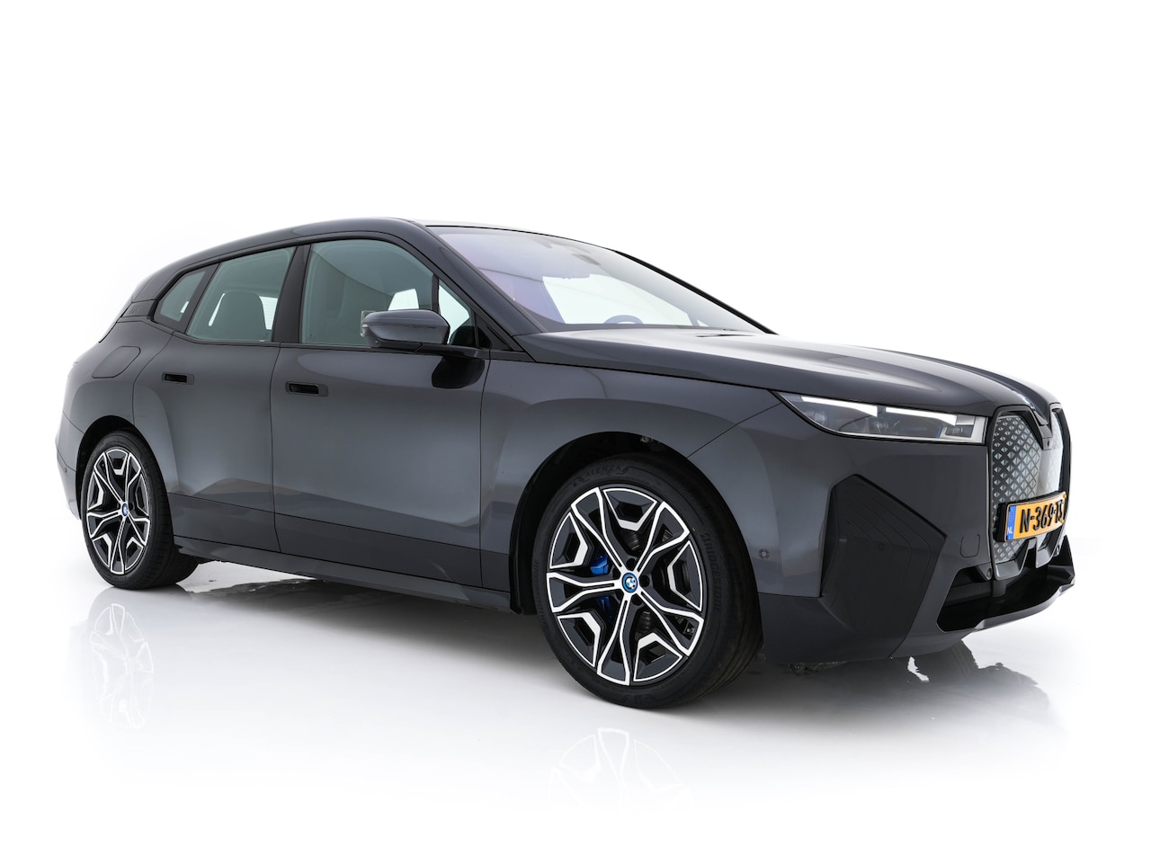 BMW iX - xDrive40 High Executive 77 kWh (SOH-100%) AUT. *PANO | HEAD-UP | HARMAN/KARDON | SOFT-CLOS - AutoWereld.nl