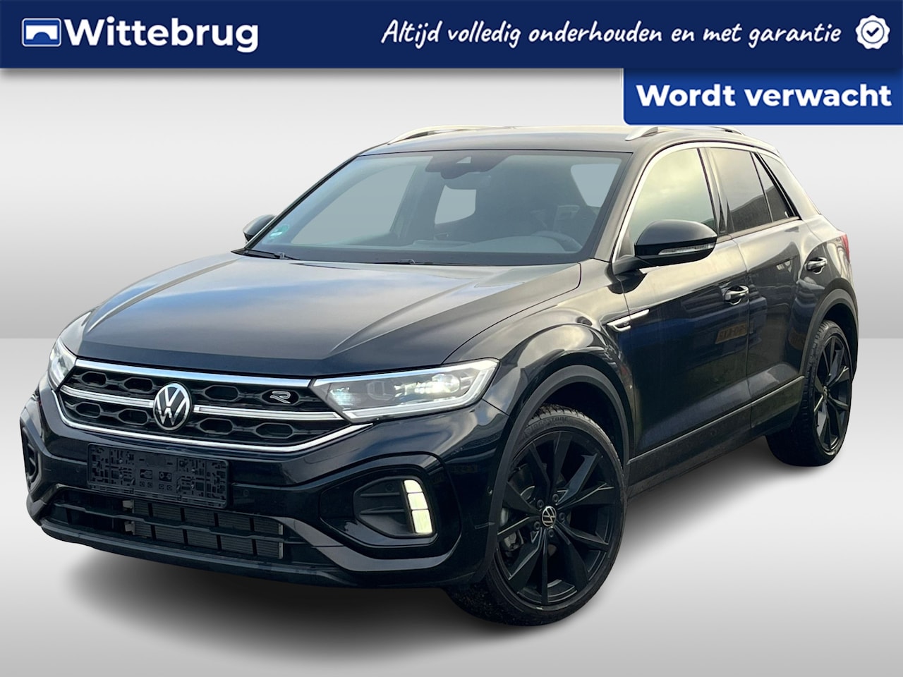 Volkswagen T-Roc - 1.5 TSI 150pk R-Line DSG AUTOMAAT / Navigatie / LM 19 inch / Lederen bekleding / Digital C - AutoWereld.nl
