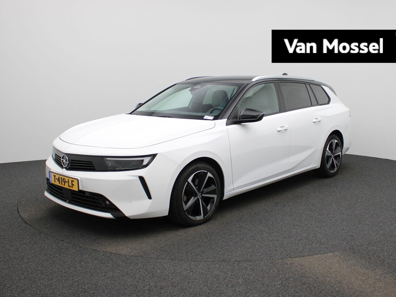 Opel Astra Sports Tourer - 1.2 Business Elegance | Apple Carplay/Android Auto | Parkeer camera | - AutoWereld.nl
