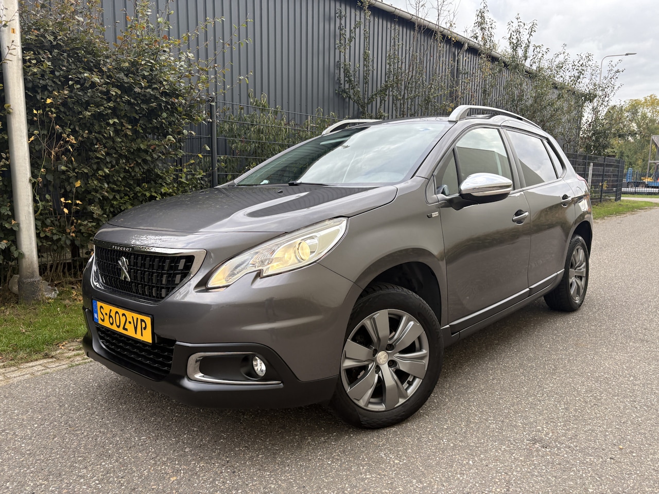 Peugeot 2008 - 1.2 PureTech Allure / NAVI / CRUISE / AIRCO ECC / 139dkm! - AutoWereld.nl
