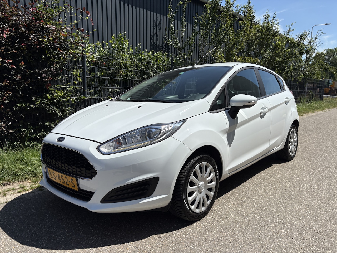 Ford Fiesta - 1.0 Style / 5-DEURS / AIRCO / NAVI / 158dkm! NAP! - AutoWereld.nl