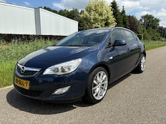 Opel Astra - 1.4 Turbo Edition / AIRCO / NAVI / CRUISE