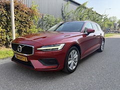 Volvo V60 - 2.0 D3 Momentum / AUTOMAAT / NAVI / CRUISE / AIRCO