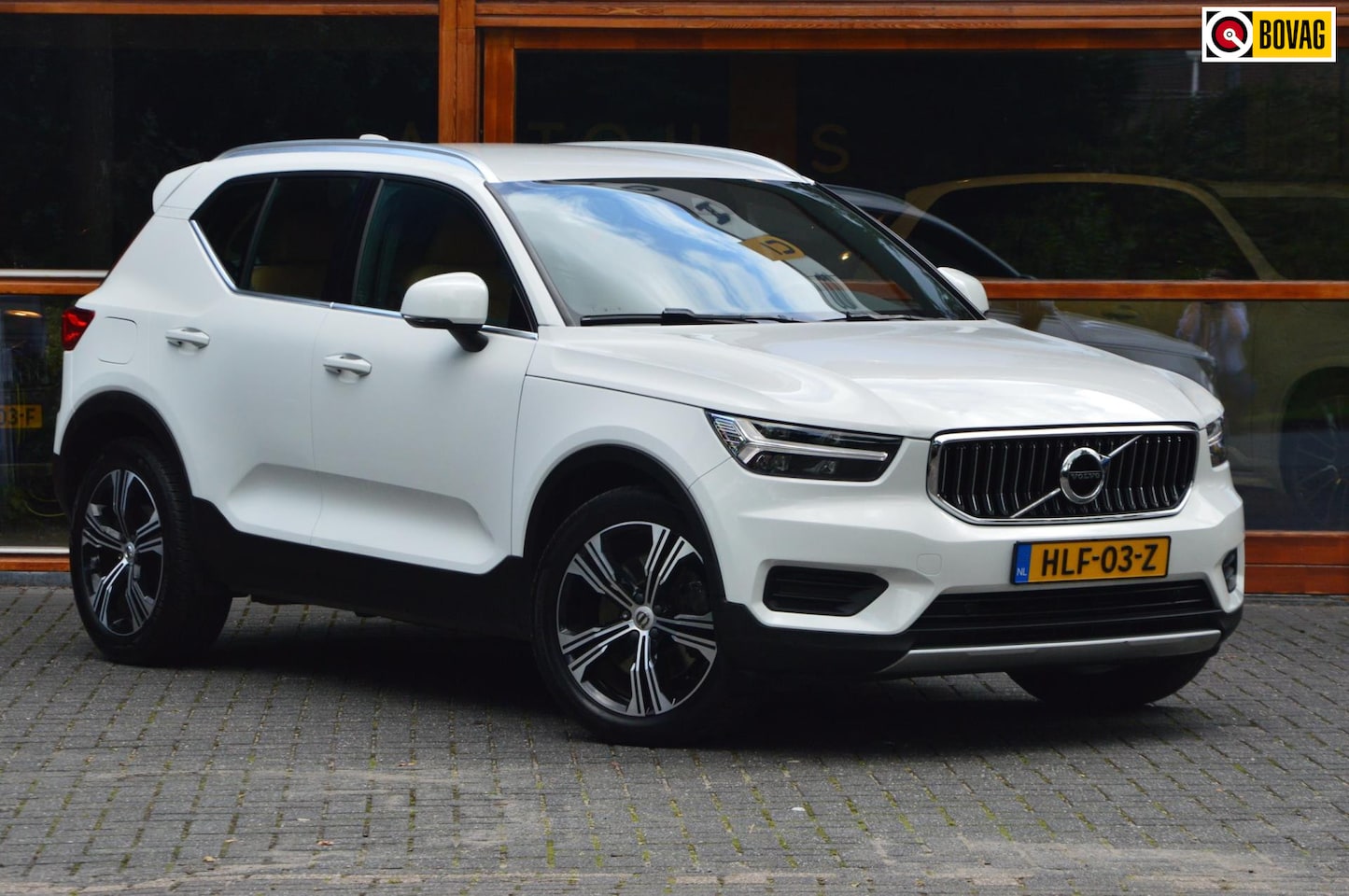 Volvo XC40 - T4 Hybride Inscription | Trekhaak 1800KG | Camera | Apple CarPlay | Parkeersensoren | Crui - AutoWereld.nl